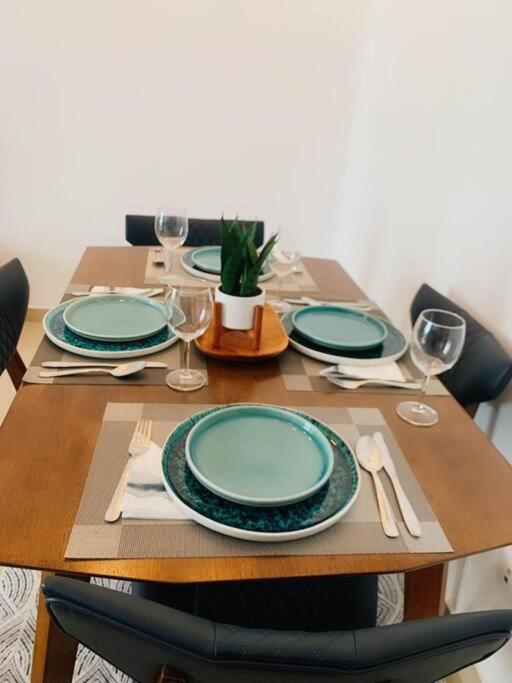 Beach Dream - A Luxury 1 Bedroom Apartment With Direct Beach Access ラアス・アル・ハイマ エクステリア 写真